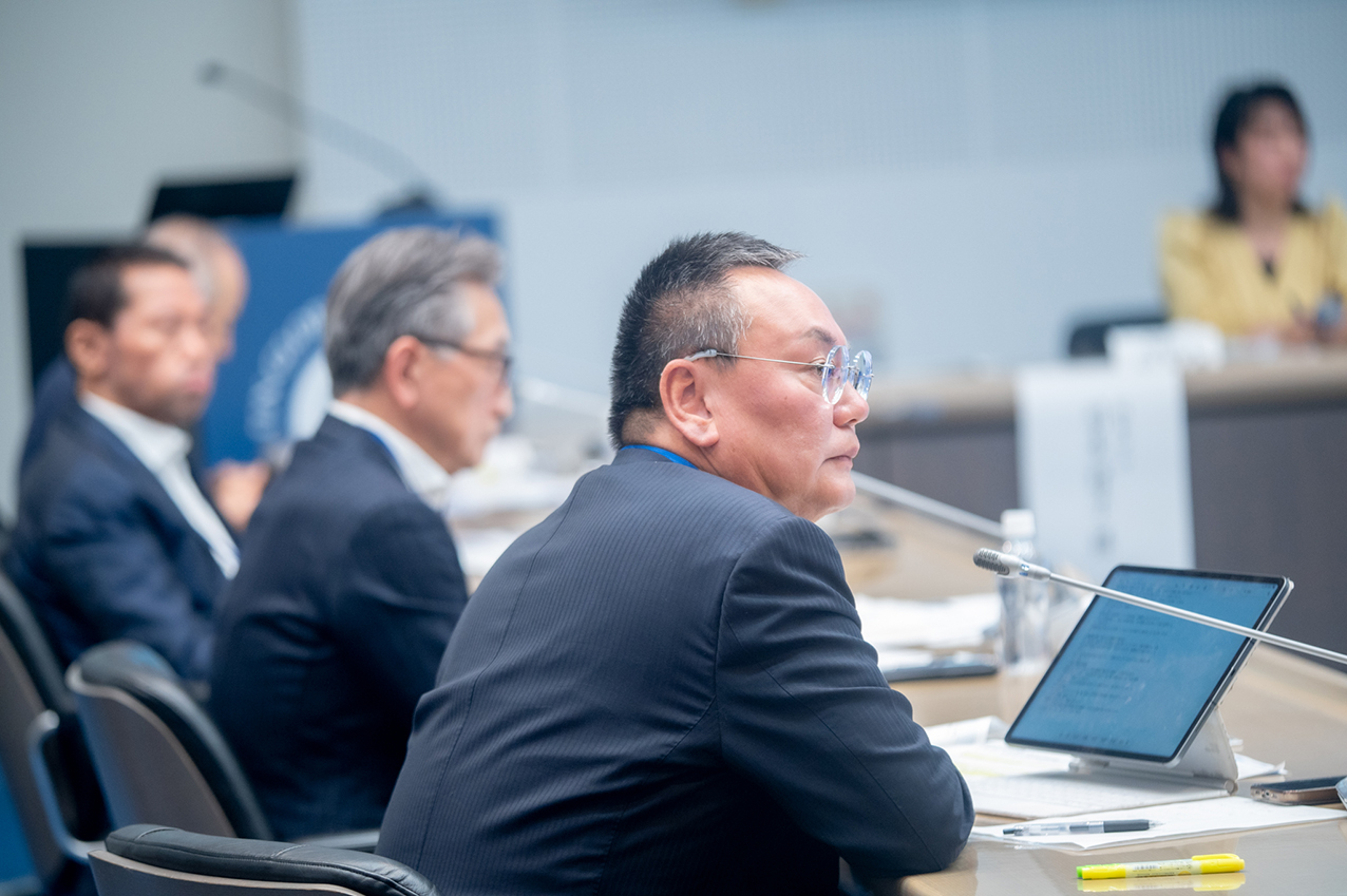 経営トップ11名によるラウンドテーブル